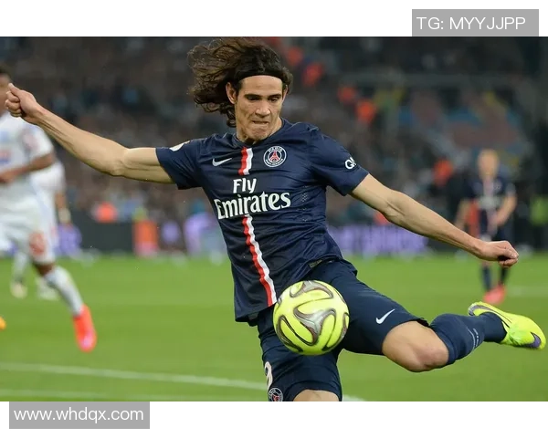 足球球星一条龙进球精彩瞬间解析及技术要点分析